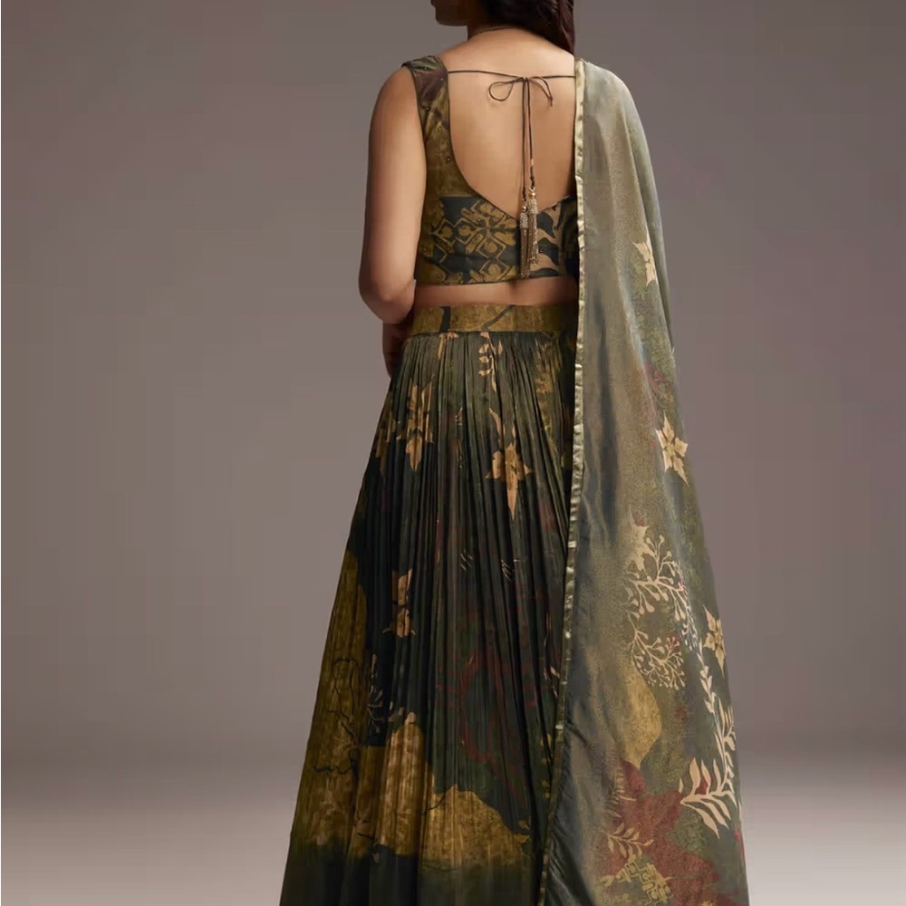 Floral Green Skirt lengha - Picture 2 of 5